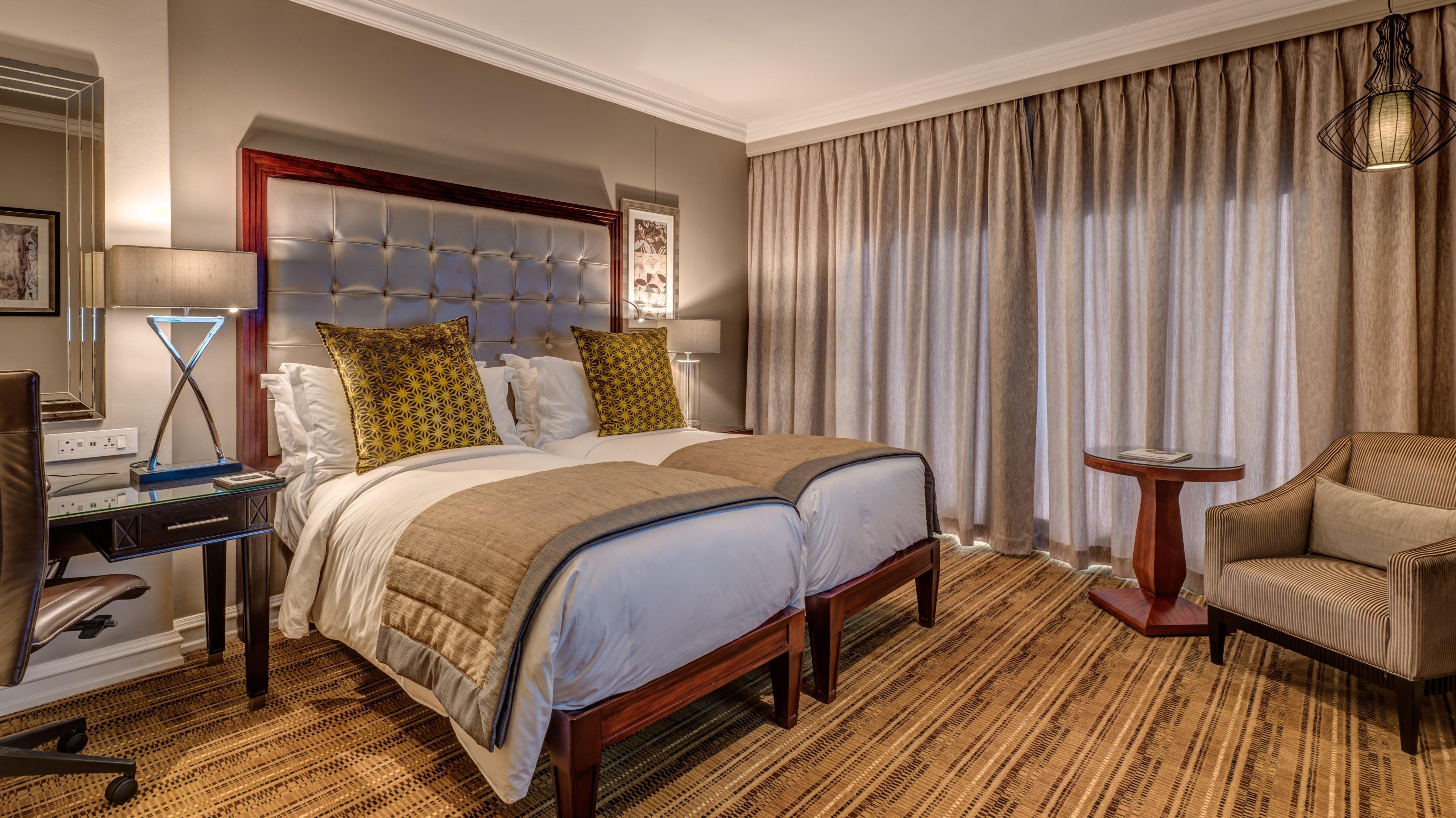 Intercontinental Johannesburg Or Tambo Airport Hotel By Ihg Kempton Park Exterior foto A bedroom at the Cape Grace