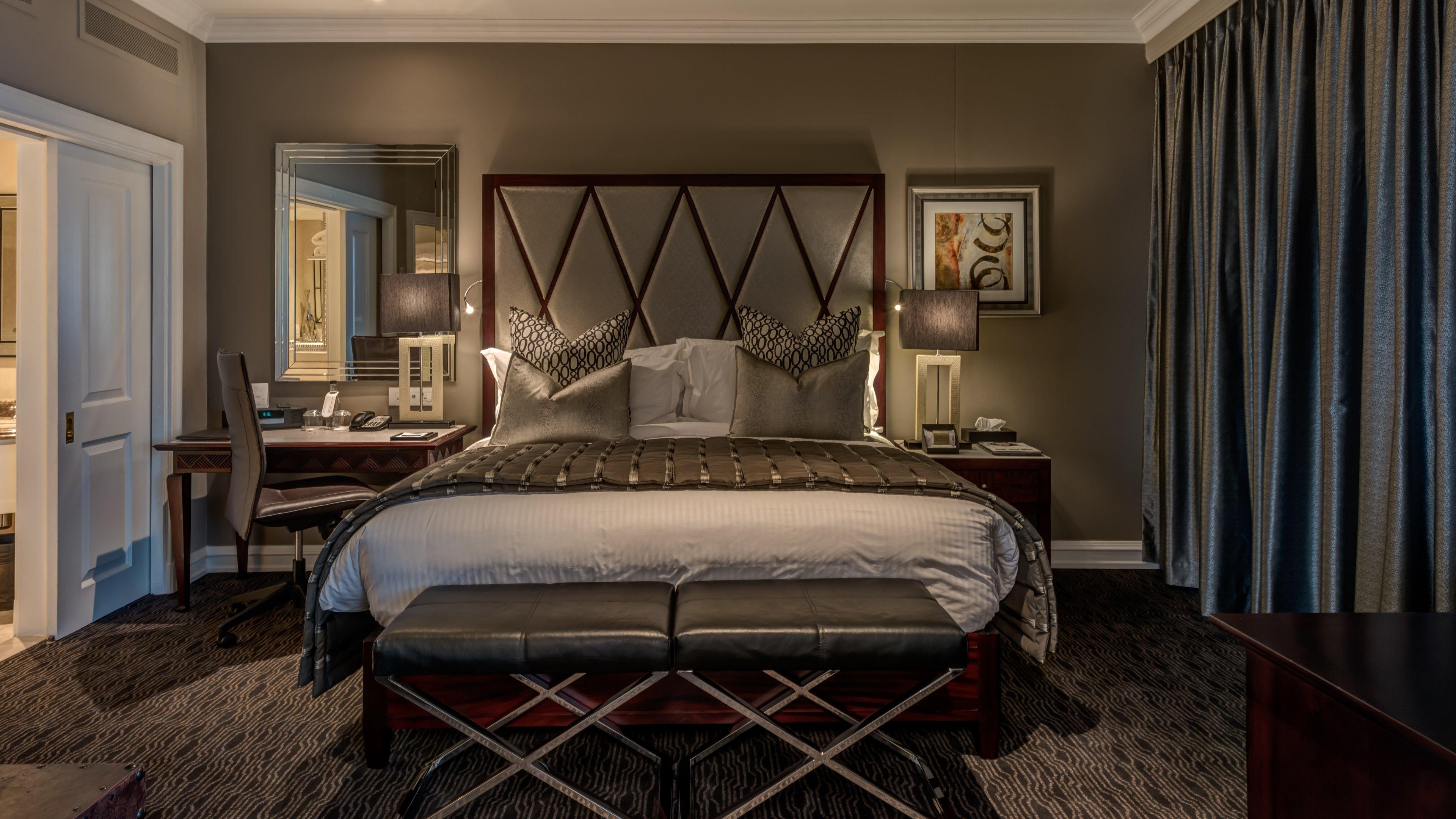 Intercontinental Johannesburg Or Tambo Airport Hotel By Ihg Kempton Park Exterior foto A bedroom at The Ivy Hotel
